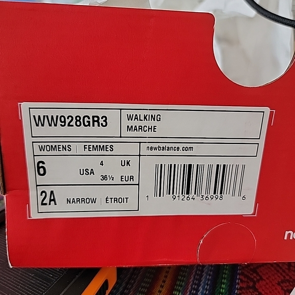 New Balance Women's 928v3 Walking Shoe Narrow Beige Athletic Shoes Size 6 - Picture 9 of 9